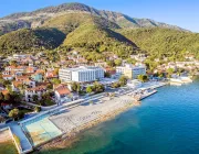 Carine Hotel Delfin