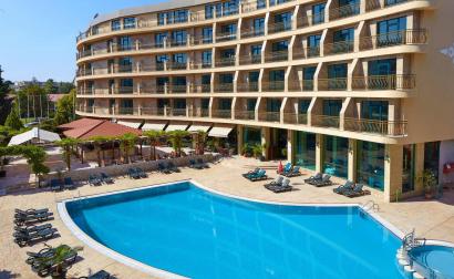 Hotel Mena Palace