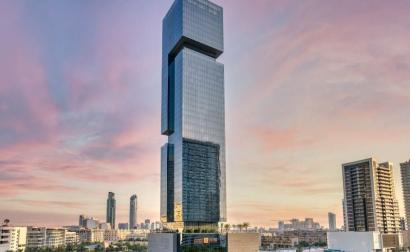 Hotel The First Collection JVC