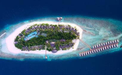 Dreamland Maldives - The Unique Sea & Lake Resort Spa