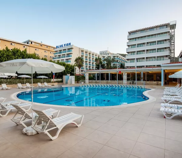 CLUB HOTEL MIRABELL