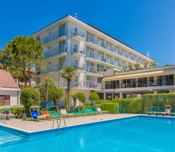 Marina Palace