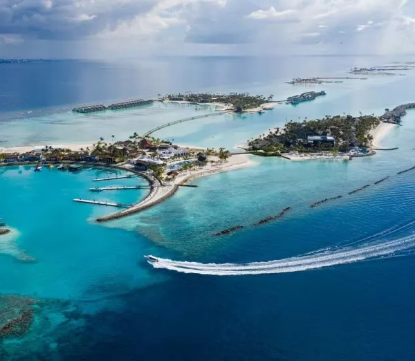 SAii Lagoon Maldives, Curio Collection by Hilton