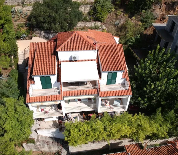 Villa Leon