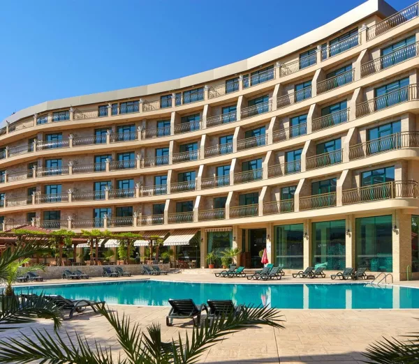 Hotel Mena Palace