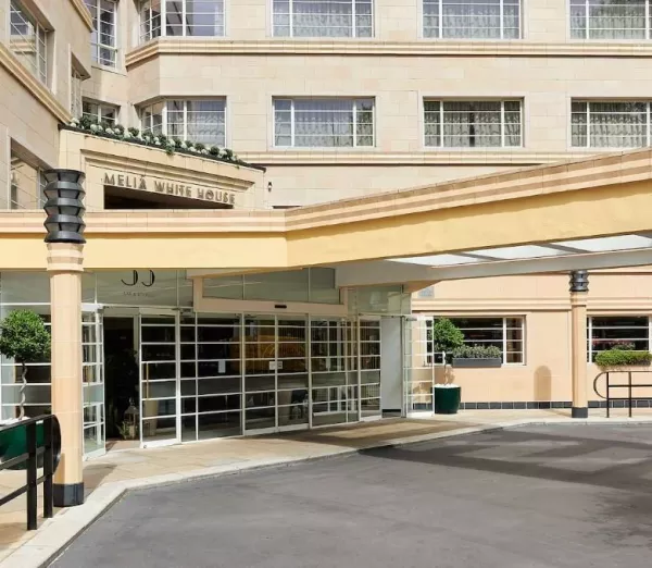 Hotel Melia White House